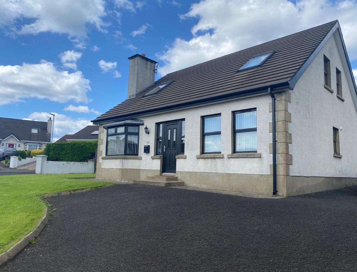 Holiday Home In Ballycastle - Fainne Na Cairde Экстерьер фото