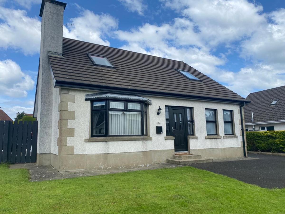 Holiday Home In Ballycastle - Fainne Na Cairde Экстерьер фото